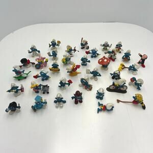 Vintage Schleich Smurfs Figures 80’s Collectable- Lot of 36